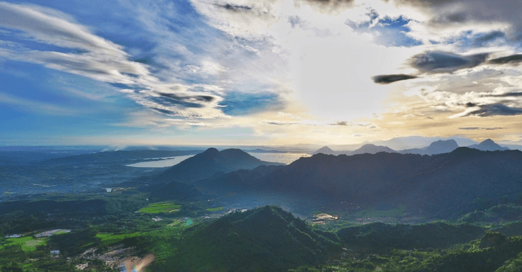 Puncak-Sempur-1024x533.png