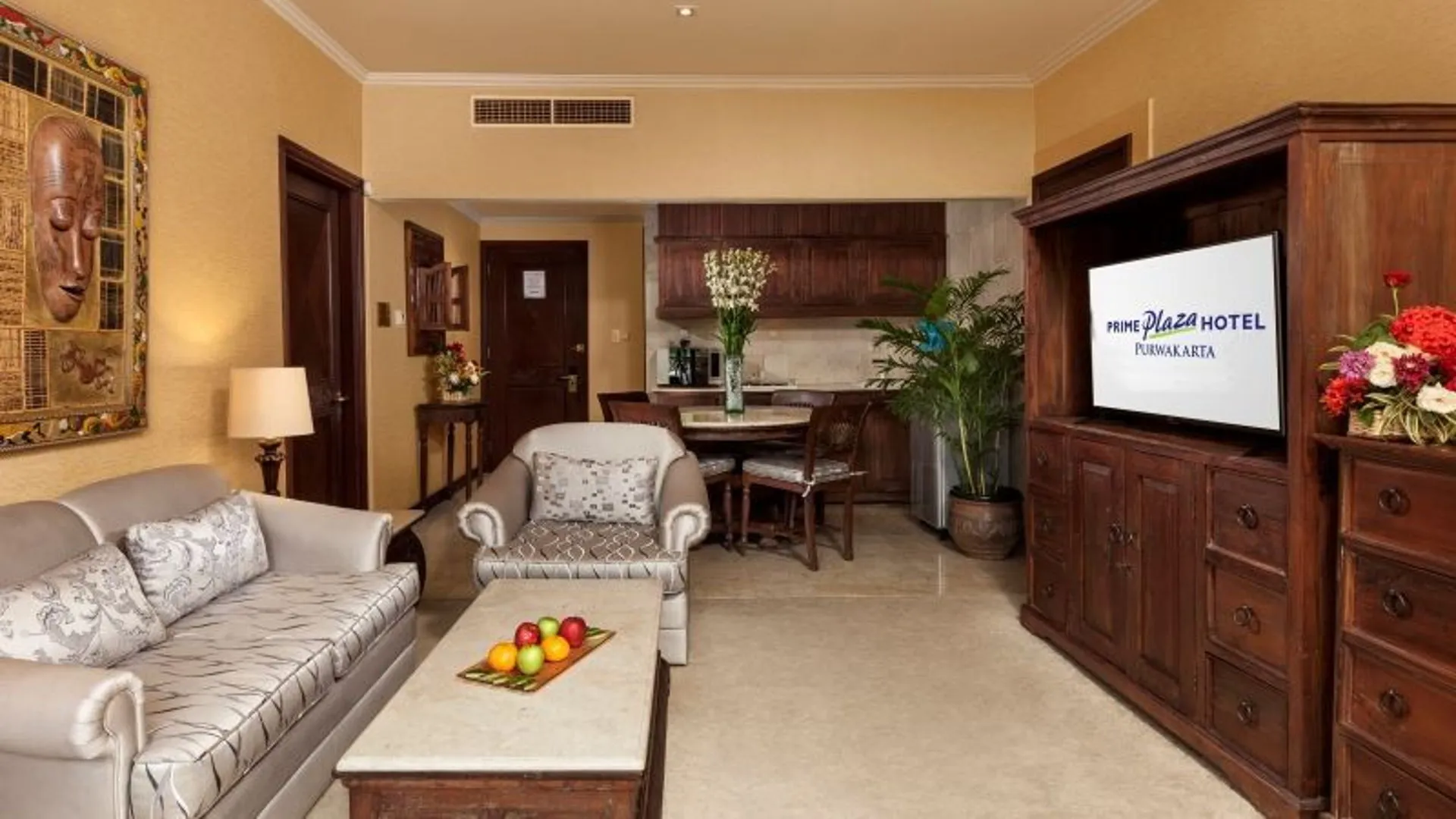 Deluxe Suite 2