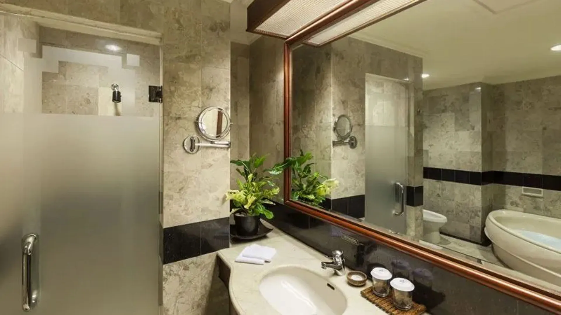 Family Suite 3