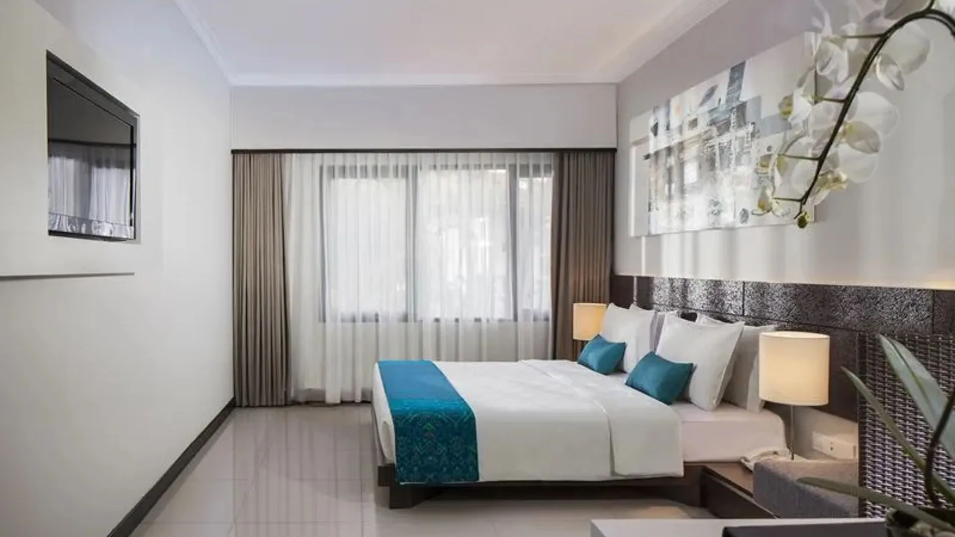 2 bedroom Suites