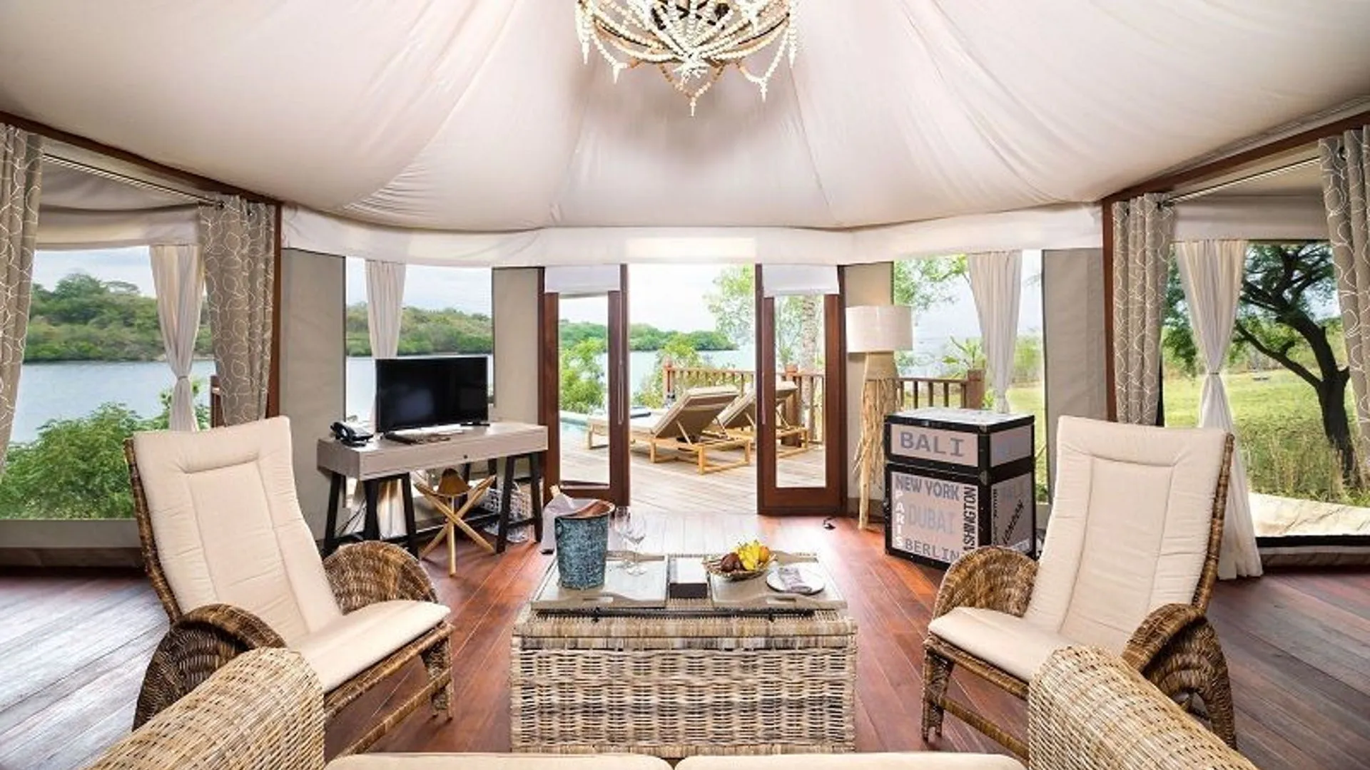 2 Bedroom Cliff Tent Villa 3