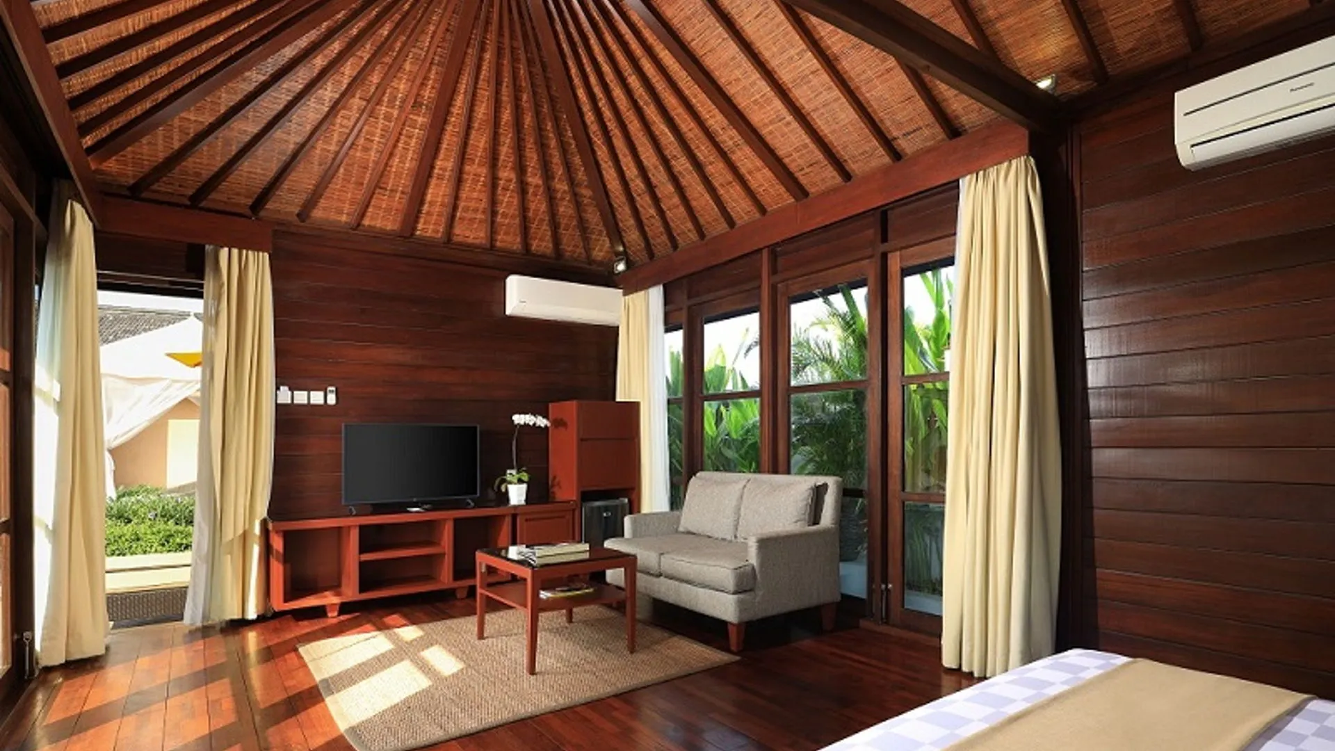Amadea Rooftop Suite (1 Bed) - 150 sqm 3
