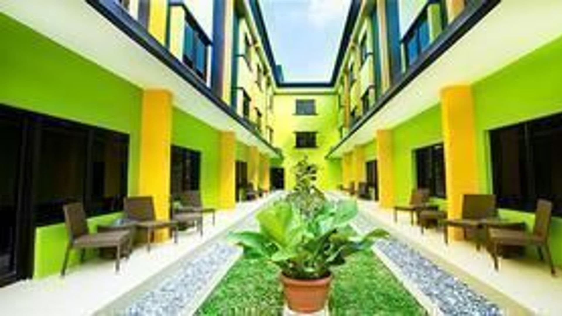 Deluxe Balcony 2
