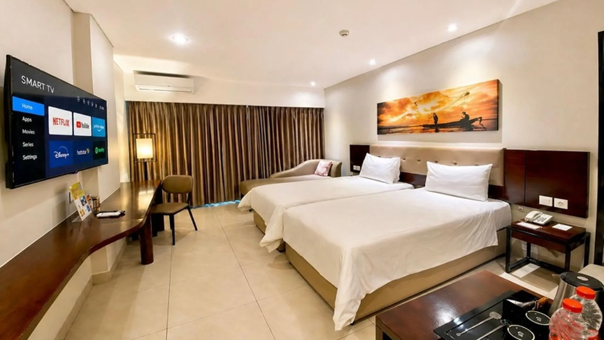 Deluxe Room - Twin Bed