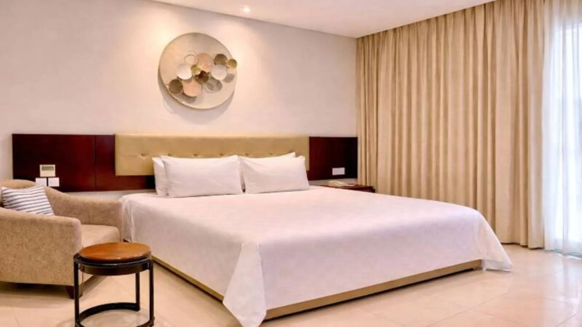 Suite Room