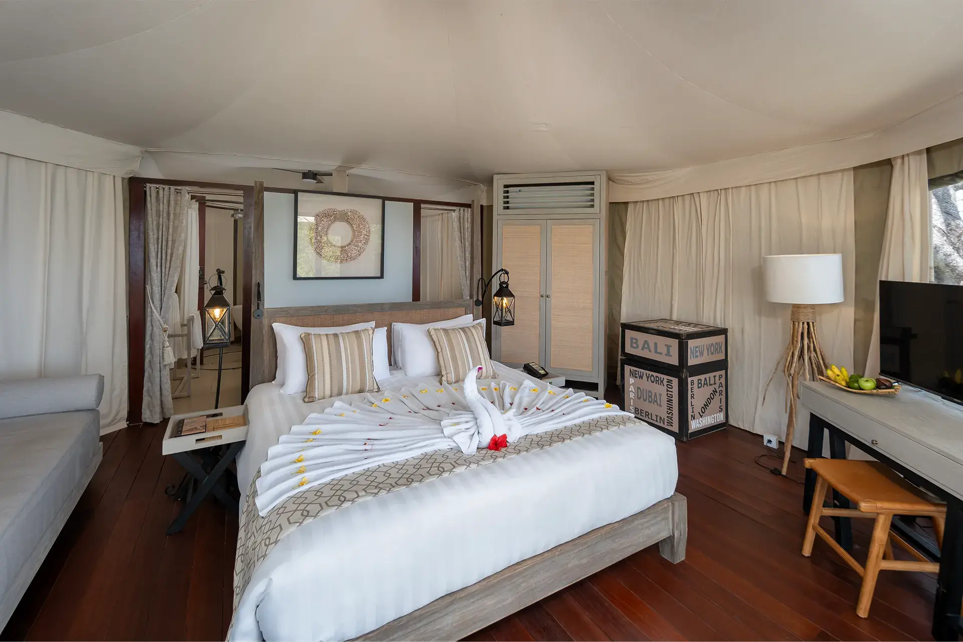 One Bedroom Cliff Tent Villa