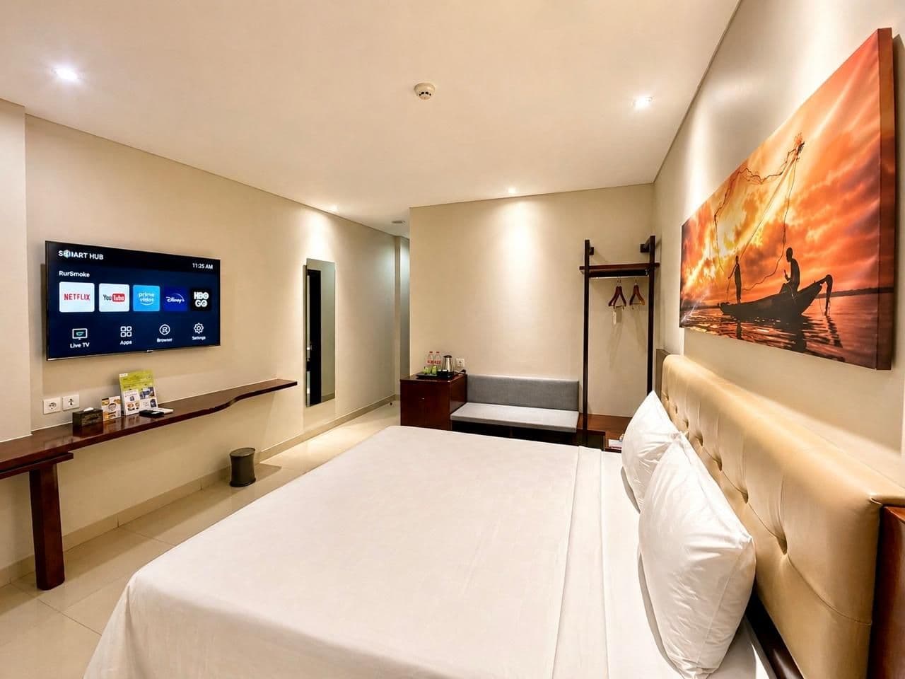 Deluxe King Room